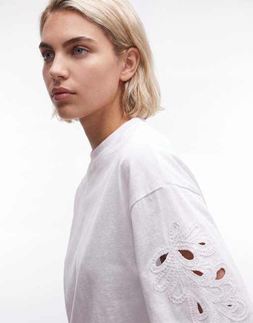 AllSaints - Lola Amelie - T-shirt à manches courtes avec détails ajourés - Blanc, 3 de 4