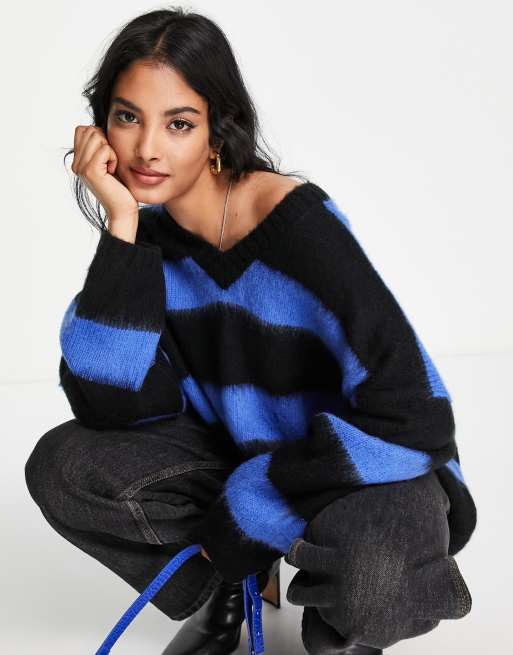 AllSaints - Lou - Gestreepte trui met V-hals in zwart en blauw