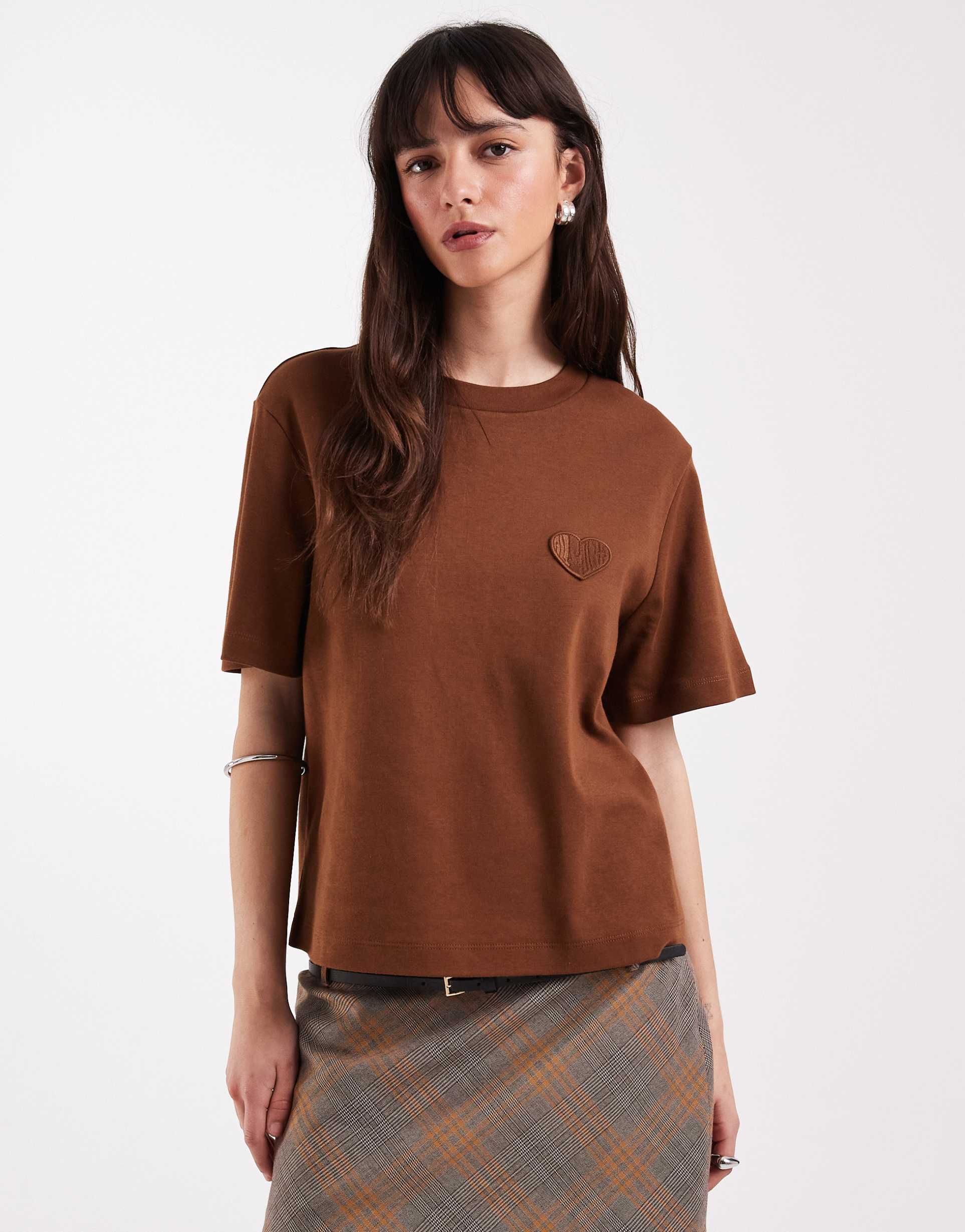allsaints lover lisa short sleeve t-shirt in cognac brown
