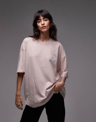 AllSaints - Lover - Oversize-T-Shirt in Rosa