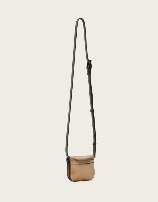AllSaints – Maeve – Crossbody-Kartenetui in warmem Messing