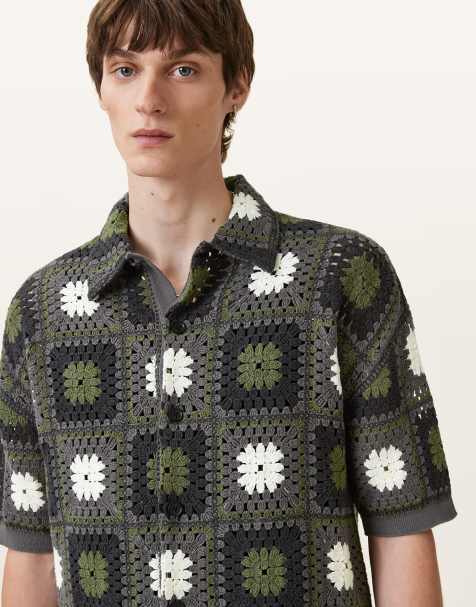 AllSaints – Mandon – Strickjacke in Grün-Bunt - view 1