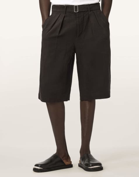 AllSaints – Marko – Shorts in Kohlschwarz - view 1