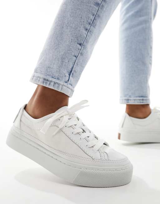 AllSaints - Milla - Baskets en cuir avec semelle chunky - Blanc