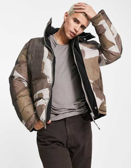 AllSaints – Novern – Kurtka w kamiennobeżowy wzór moro