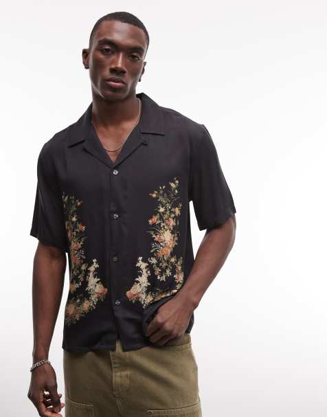AllSaints – Parsons – Kurzärmliges Hemd in Schwarz mit Reverskragen und Blumenmotiv - view 1