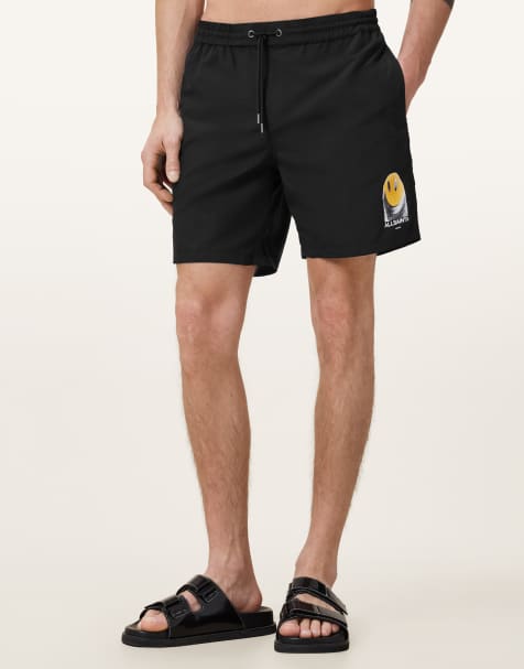 AllSaints – Party – Badeshorts in Tiefschwarz mit Wellen-Print - view 1