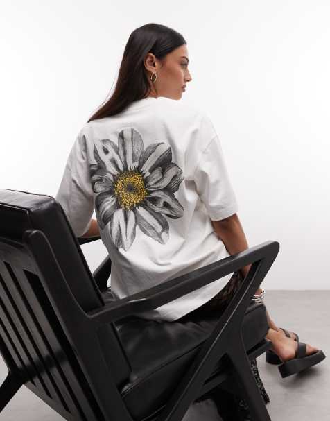 AllSaints – Petal Etta – Biały T-shirt z krótkimi rękawami, grafiką z logo i nadrukiem na plecach - view 1