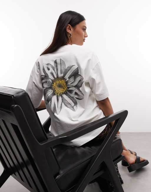 AllSaints - Petal Etta - T-shirt à manches courtes avec logo graphique et imprimé au dos - Blanc, 3 de 4