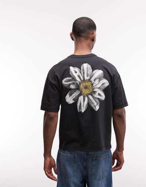 AllSaints - Petals - T-shirt nero slavato a maniche corte con grafica del logo e stampa sul retro - view 1