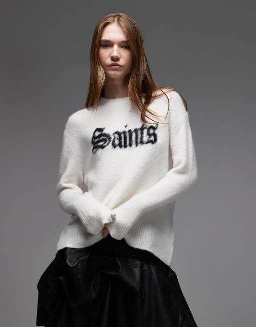 AllSaints – Pullover in Weiß mit Rundhalsausschnitt und „Saints“-Print, 3 von 4