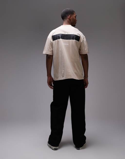 AllSaints - Redact - Oversized T-shirt met geborduurd logo in lichtbruin, 3 van 4