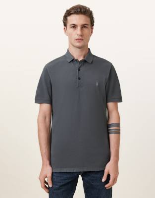 AllSaints – Reform – Kurzärmliges Polohemd in Maschinengrau - view 1