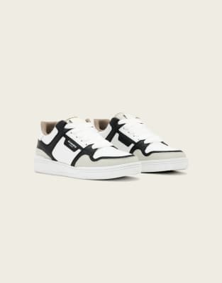 Regan - Low-Top-Sneaker aus Leder in Weiß mit dicker Sohle Weiß 46