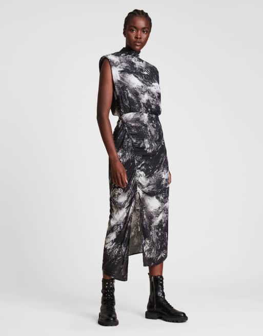 AllSaints - Robe longue sans manches à col montant avec imprimé Valhalla