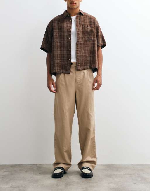 AllSaints Roland tailored trouser in beige, 3 of 5