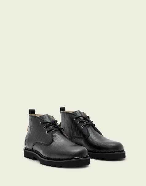 AllSaints – Skiff – Mittelhohe Stiefel in genarbtem Schwarz - view 1