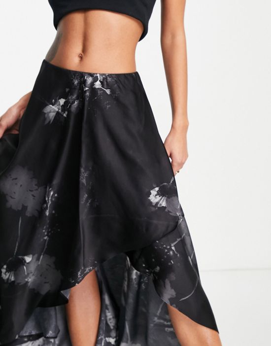 https://images.asos-media.com/products/allsaints-slvina-ume-skirt-in-black/202062240-4?$n_550w$&wid=550&fit=constrain