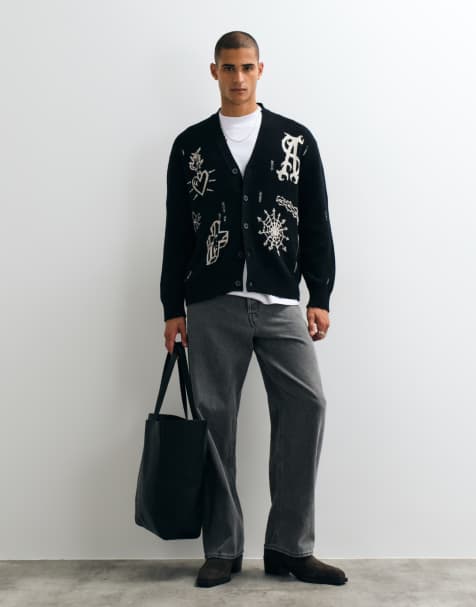 AllSaints Staged broderad grafisk logotypkofta i svart/ecru - view 1