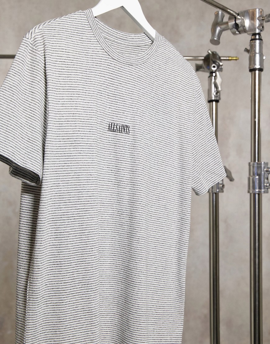 AllSaints - State - Fijngestreept T-shirt met logo in wit/zwart
