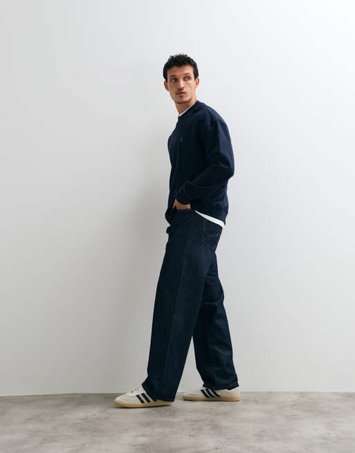 AllSaints - sudadera con cuello redondo y logo Asher en azul oscuro, 2 de 5