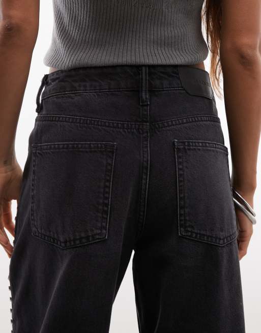AllSaints Sway set jeans i denim med nitar i tvättad svart, 4 av 5