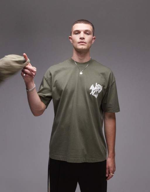 AllSaints - T-shirt met Orlando-print op de achterkant in groen