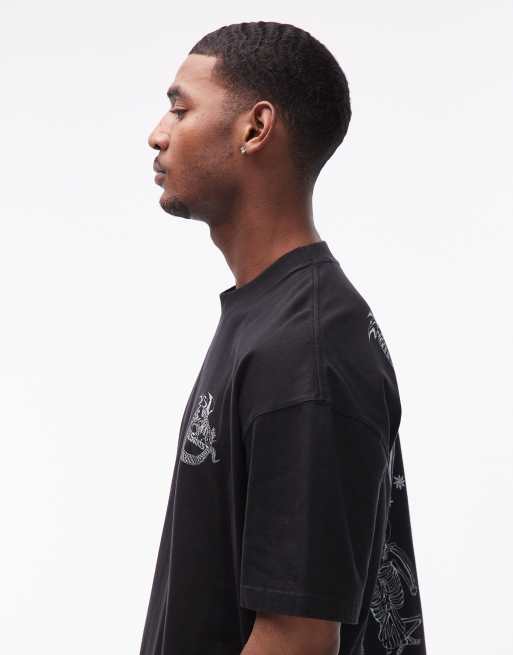 AllSaints - Terra - Sort T-shirt med grafisk logoprint på ryggen, 4 af 5