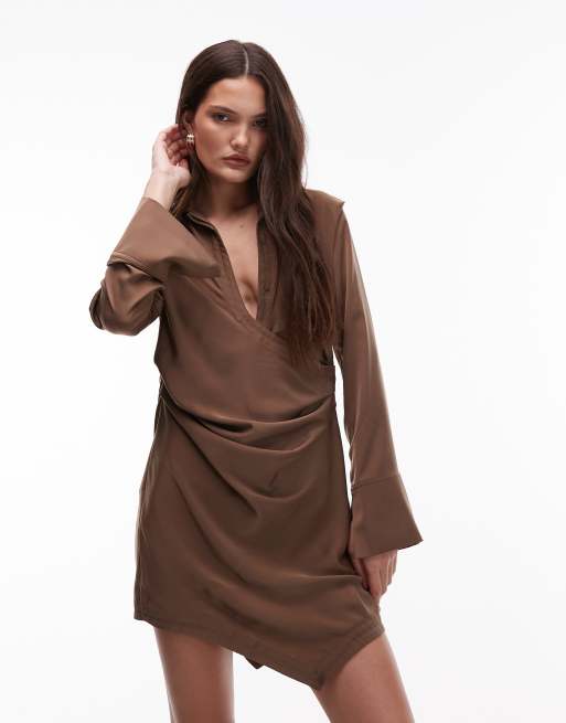 AllSaints – Tira – Kurzes Hemdblusenkleid in Braun