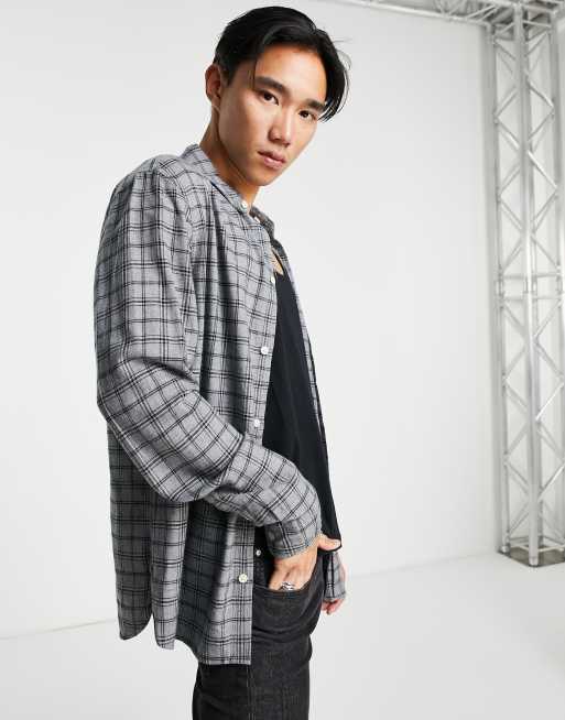 AllSaints – Tolland – Gebürstete, karierte Hemdjacke in Grau