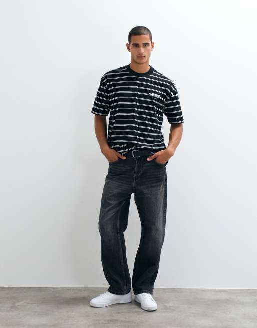 AllSaints – Underground – Oversize-T-Shirt mit schwarzen Streifen, 2 von 5