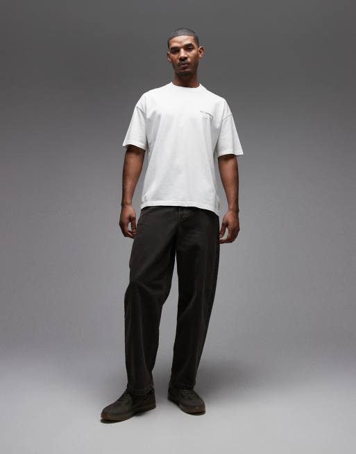 AllSaints – Underground – Vit t-shirt med komönstrad logga och tryck baktill, 2 av 5