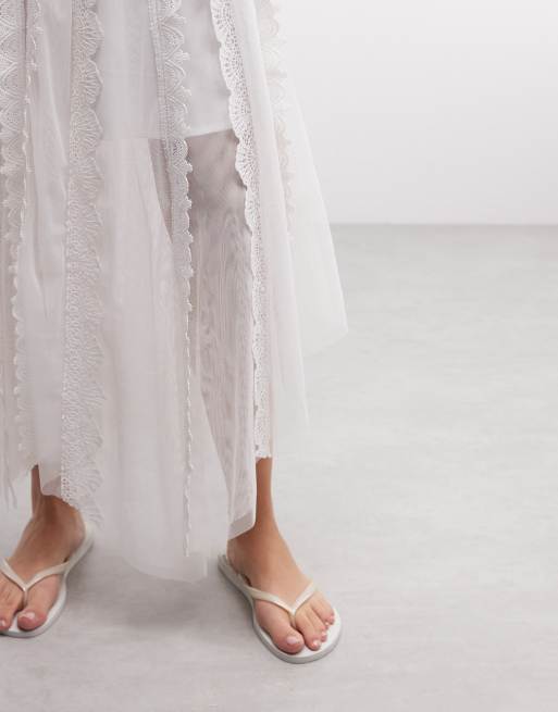 AllSaints Vashtie ruffle midi skirt in white, 5 of 5