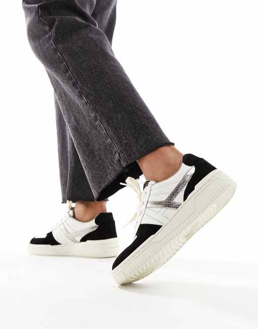 AllSaints Vix Sneakers in camoscio nere/bianche ASOS