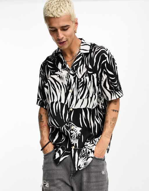 AllSaints – Wildcat – Koszula z krótkimi rękawami w czarno-biały wzór