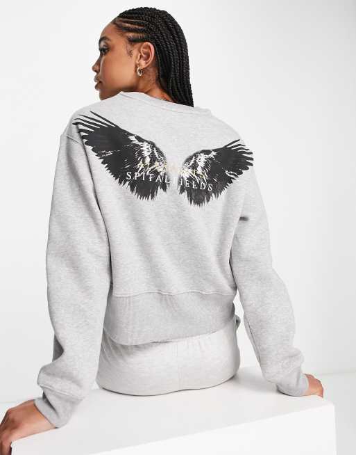 Sweatshirt with outlet wings on back