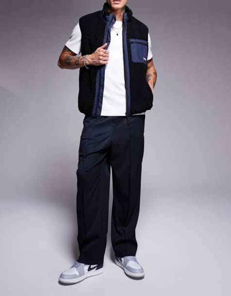 Alma de Ace borg vest in navy - view 1