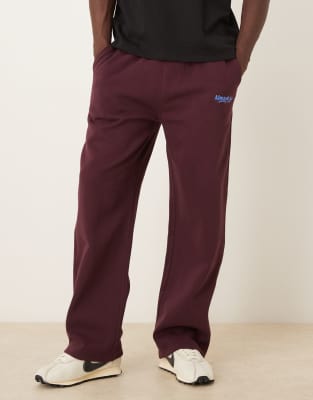 Alma De Ace Alma De Ace sporting goods joggers in burgundy-Red
