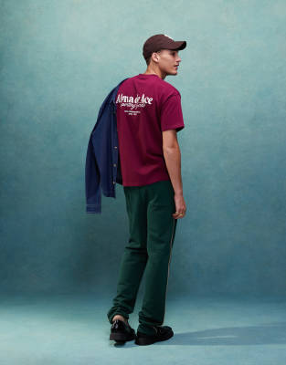 t-shirt with logo back print in burgundy-Red