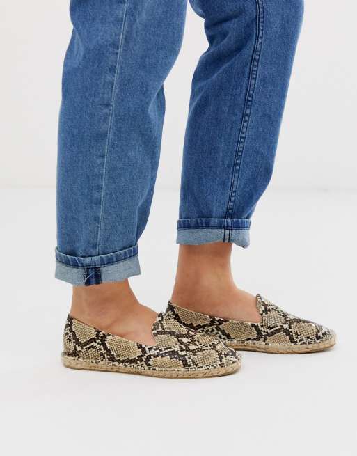 Alpargatas con de serpiente Jual de ASOS DESIGN Wide Fit | ASOS