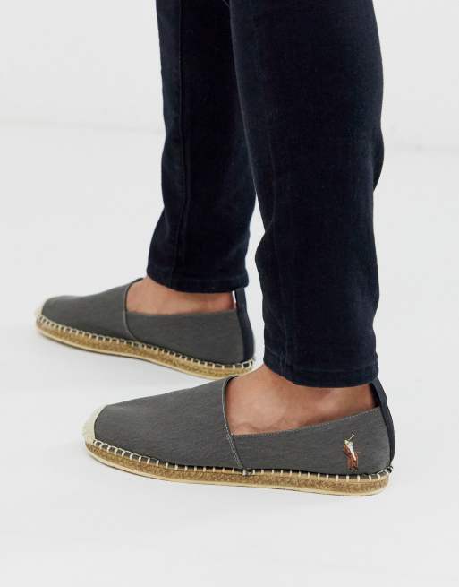 Alpargatas en negro desgastado con jugador de polo multicolor Barron de Polo Ralph Lauren