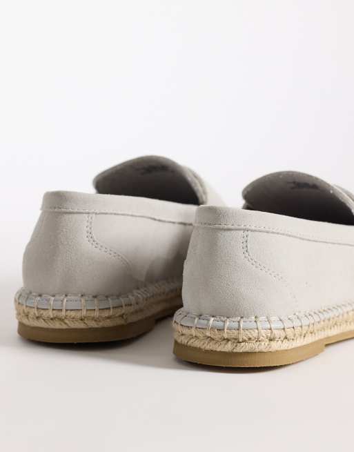 Alpargatas grises estilo mocasines clásicos de ante de ASOS DESIGN, 3 de 4