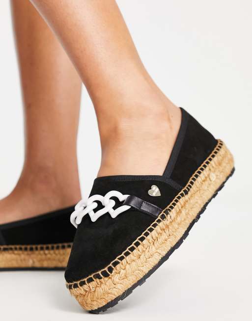 Alpargatas multicolores con detalle de cadena de Love Moschino