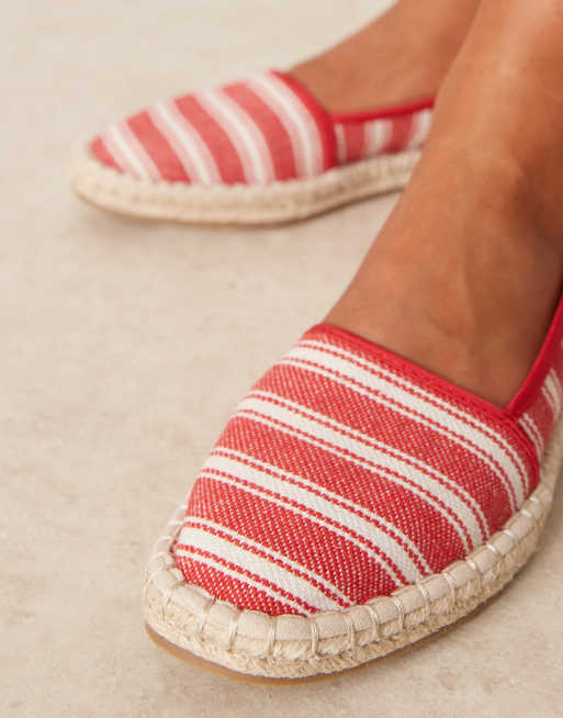 Alpargatas rojas a rayas con puntera cerrada Joey de ASOS DESIGN, 3 de 4
