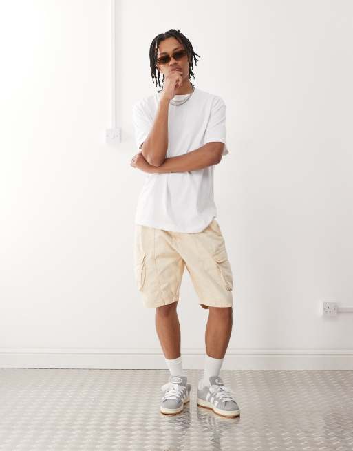 Alpha - Beige forvaskede utilitity-shorts i syrevask
