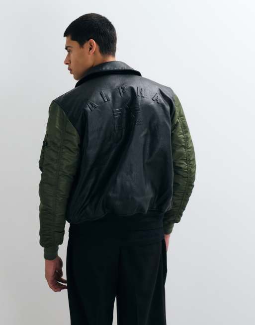 Alpha Industries bomberjacka i läderimitation med kontrasterande ärmar i flerfärgad, 2 av 5