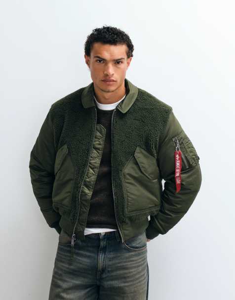 Alpha Industries bomberjacka med teddy-detalj i mörk olivgrön - view 1