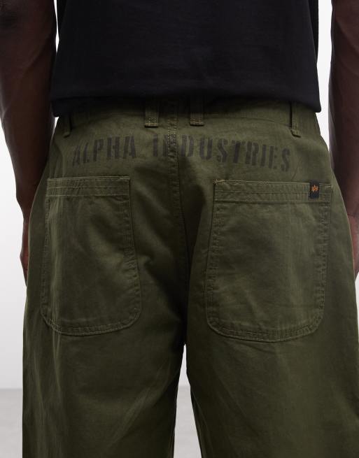 Alpha Industries cargo shorts in dark khaki, 4 of 5