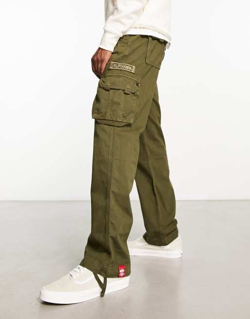 Alpha Industries Jet Pant cargos in dark green | ASOS