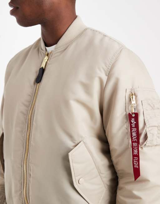 Alpha Industries - MA-1 - Cremefarvet vendbar unisex-bomber-jakke i heritage-stil, 5 af 5